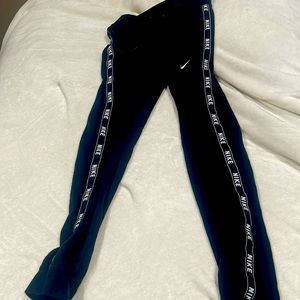 Women’s Nike XS joggers. Smoke free.